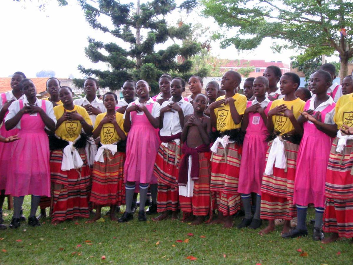 Afrika 2003 11 Mukono Inauguration Dans MR 11